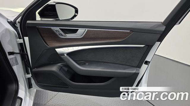 Audi A6 2025 — photo 15