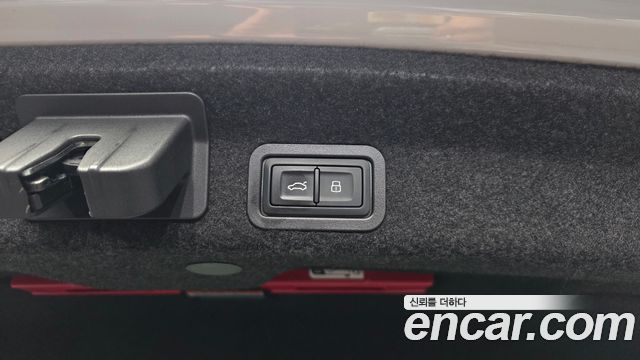 Audi A6 2025 — photo 34