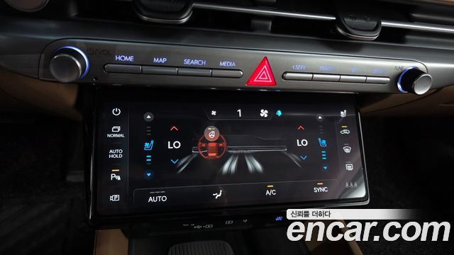 Hyundai Grandeur 2023 — photo 16