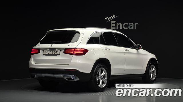 Mercedes-Benz GLC-Class 2016 — photo 2