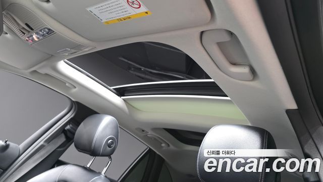 Mercedes-Benz GLC-Class 2016 — photo 27