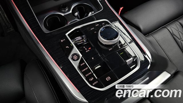 BMW X5 2025 — photo 12