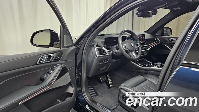 BMW X5 2025 — photo 13