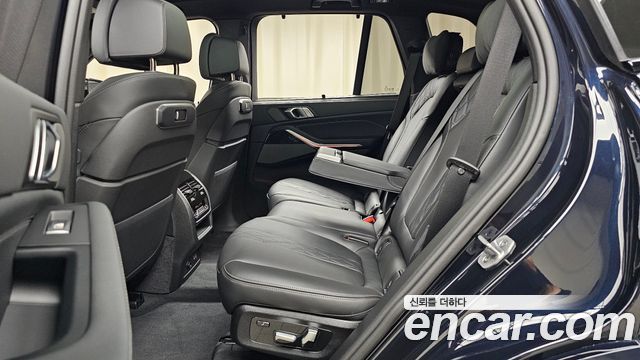 BMW X5 2025 — photo 18