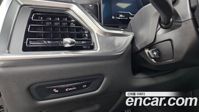 BMW X5 2025 — photo 28