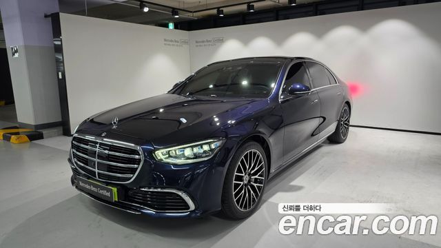 Mercedes-Benz S-Class 2025 — photo 1