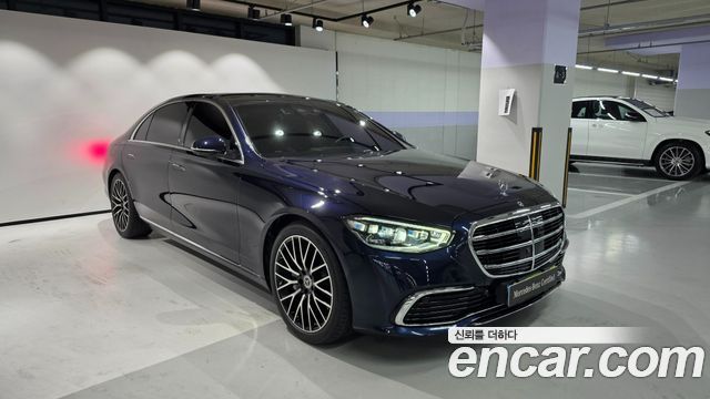 Mercedes-Benz S-Class 2025 — photo 2