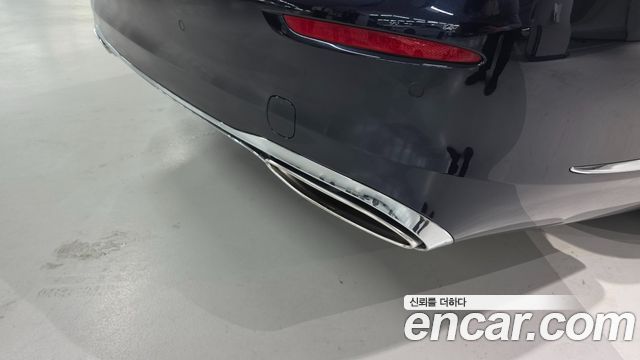 Mercedes-Benz S-Class 2025 — photo 11