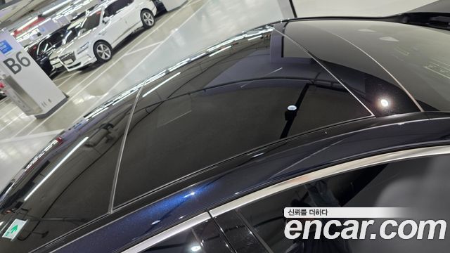 Mercedes-Benz S-Class 2025 — photo 14