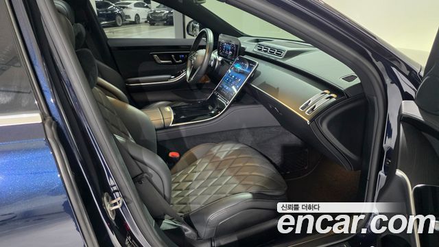 Mercedes-Benz S-Class 2025 — photo 18