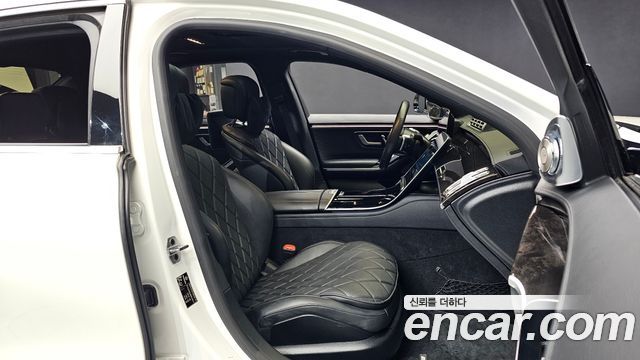 Mercedes-Benz S-Class 2021 — photo 11