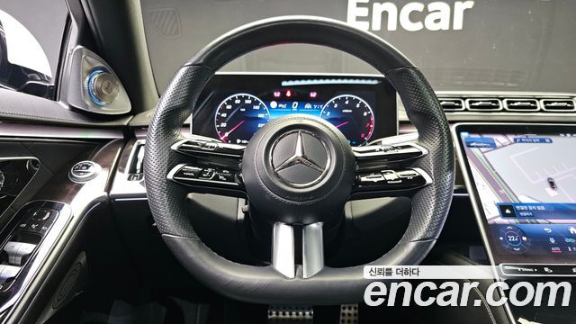 Mercedes-Benz S-Class 2021 — photo 13
