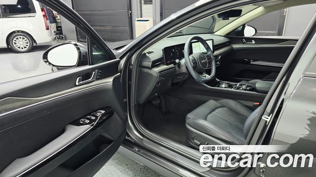 Kia K5 2025 — photo 10