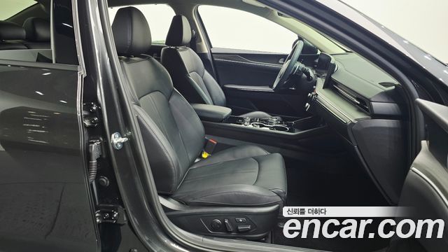 Kia K5 2025 — photo 12