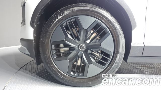 Volvo EX30 2026 — photo 5