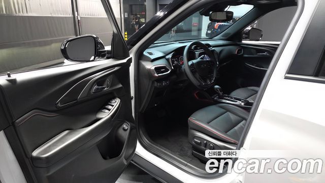 Chevrolet Korea Trailblazer 2023 — photo 13