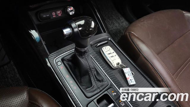Kia Sorento 2016 — photo 12