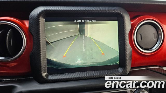 Jeep Wrangler 2020 — photo 15