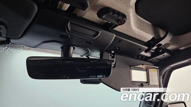 Jeep Wrangler 2020 — photo 18