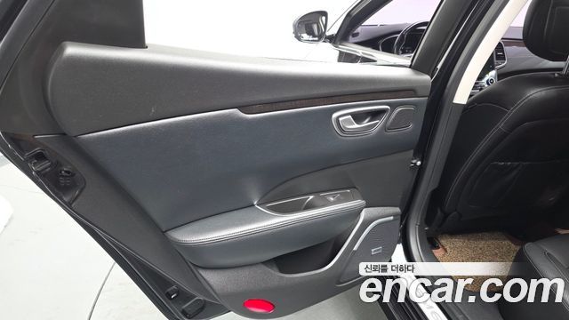 Renault Korea SM6 2016 — photo 15