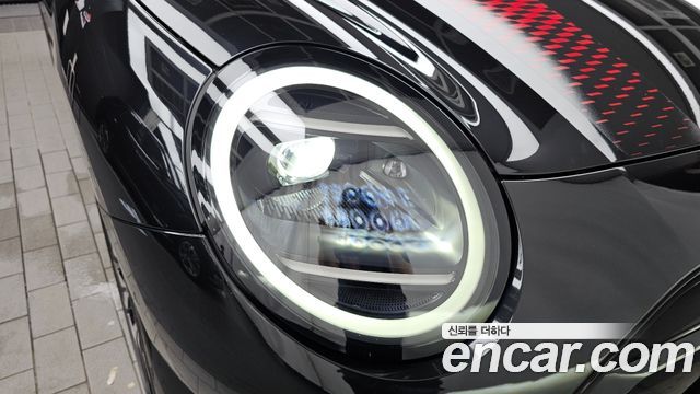 Mini Cooper 2025 — photo 8