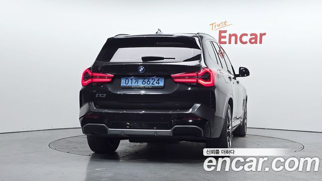 BMW iX3 2023 — photo 4