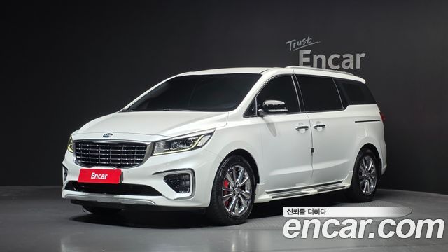 Kia Canival 2019 — photo 1