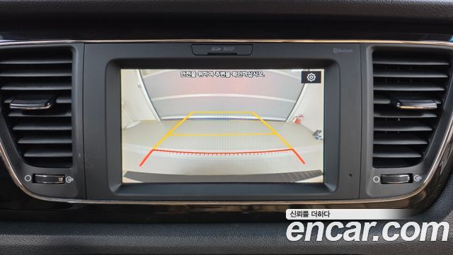 Kia Canival 2019 — photo 16