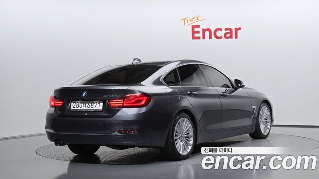 BMW 4-Series 2021 — photo 2