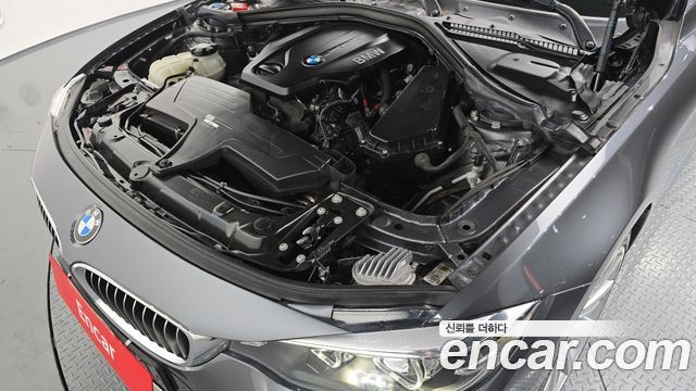 BMW 4-Series 2021 — photo 6