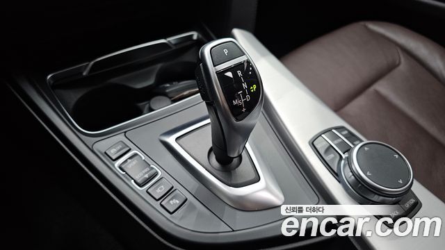 BMW 4-Series 2021 — photo 12