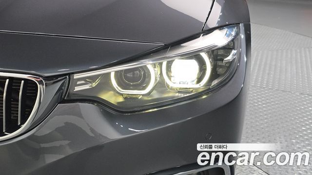 BMW 4-Series 2021 — photo 8