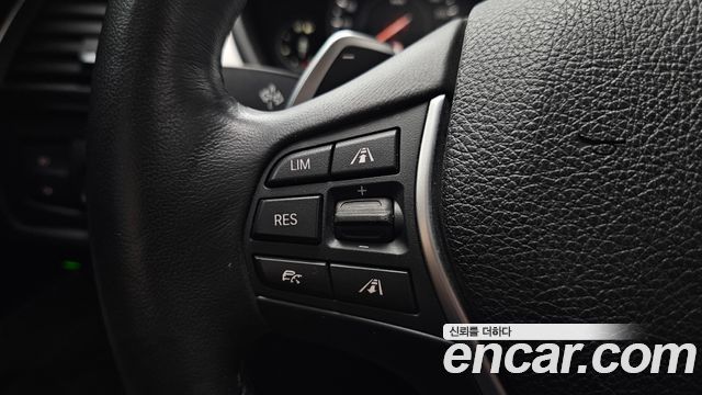 BMW 4-Series 2021 — photo 27