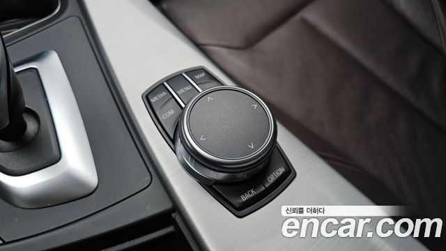 BMW 4-Series 2021 — photo 29