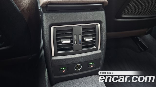 BMW 4-Series 2021 — photo 33
