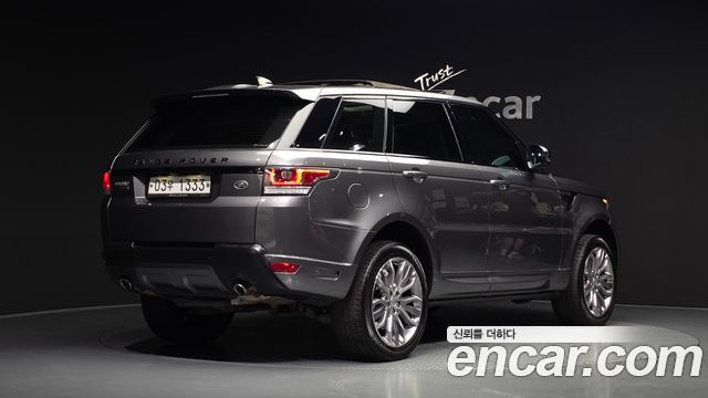Land Rover Range Rover Sport 2017 — photo 2
