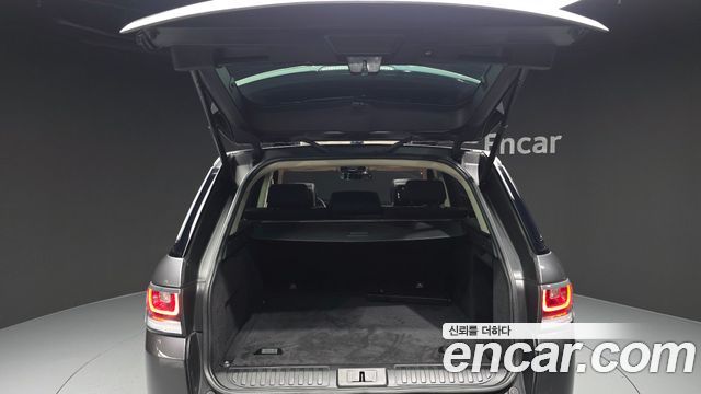 Land Rover Range Rover Sport 2017 — photo 34