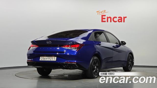 Hyundai AVANTE 2021 — photo 2