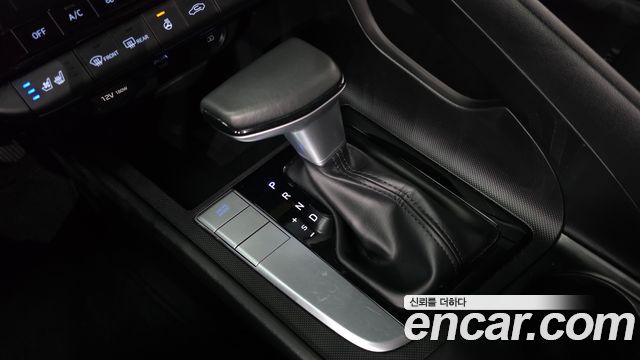 Hyundai AVANTE 2021 — photo 9