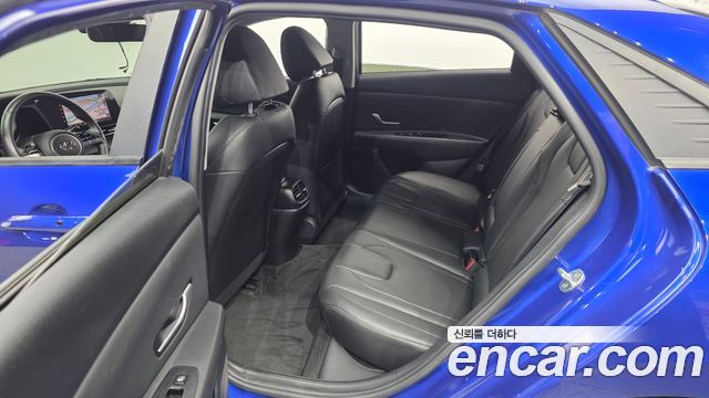 Hyundai AVANTE 2021 — photo 11