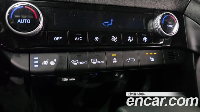 Hyundai AVANTE 2021 — photo 18