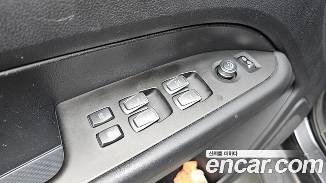 KG Mobility Rexton 2019 — photo 25