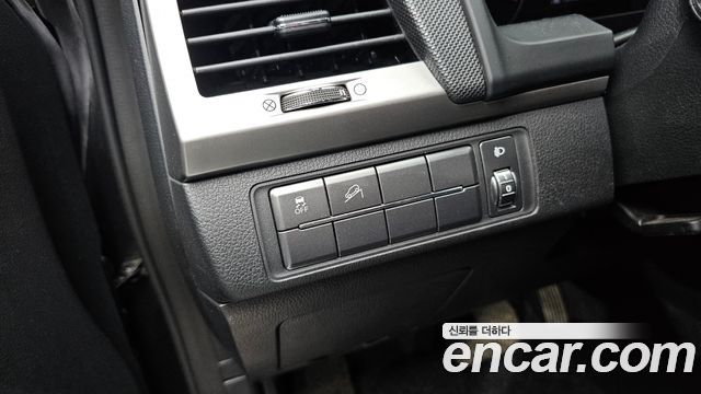 KG Mobility Rexton 2019 — photo 29