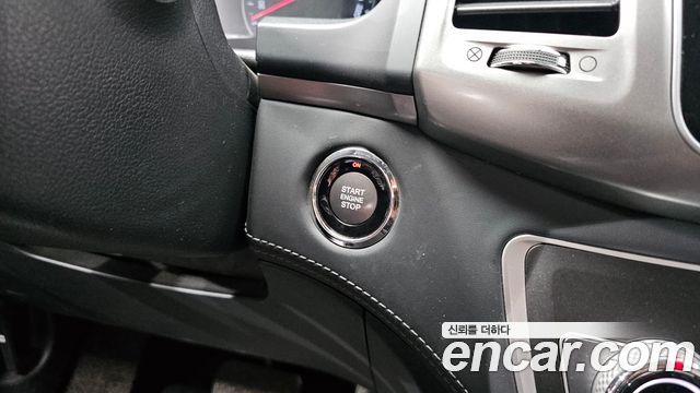 KG Mobility Rexton 2019 — photo 30