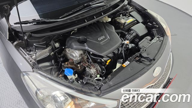 Kia K3 2013 — photo 6