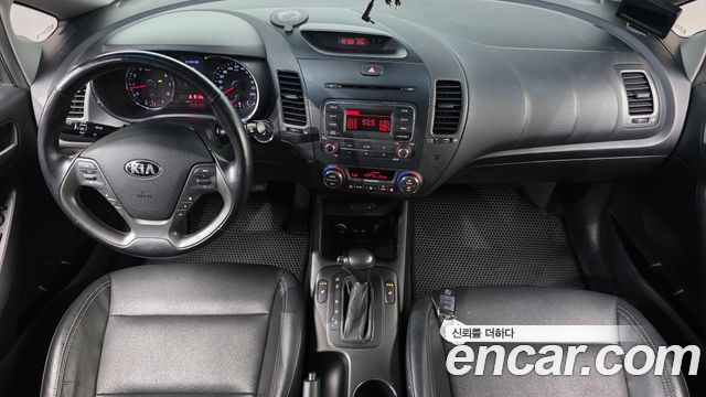 Kia K3 2013 — photo 7