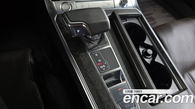 Audi A7 2020 — photo 12