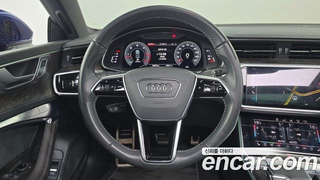 Audi A7 2020 — photo 21