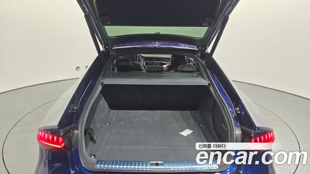 Audi A7 2020 — photo 25
