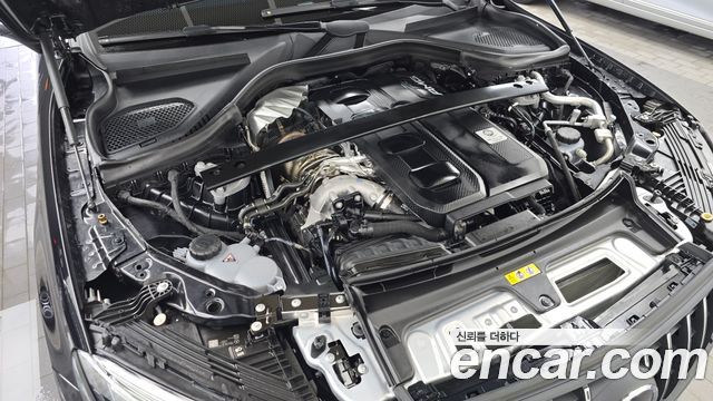 Mercedes-Benz GLC-Class 2025 — photo 6
